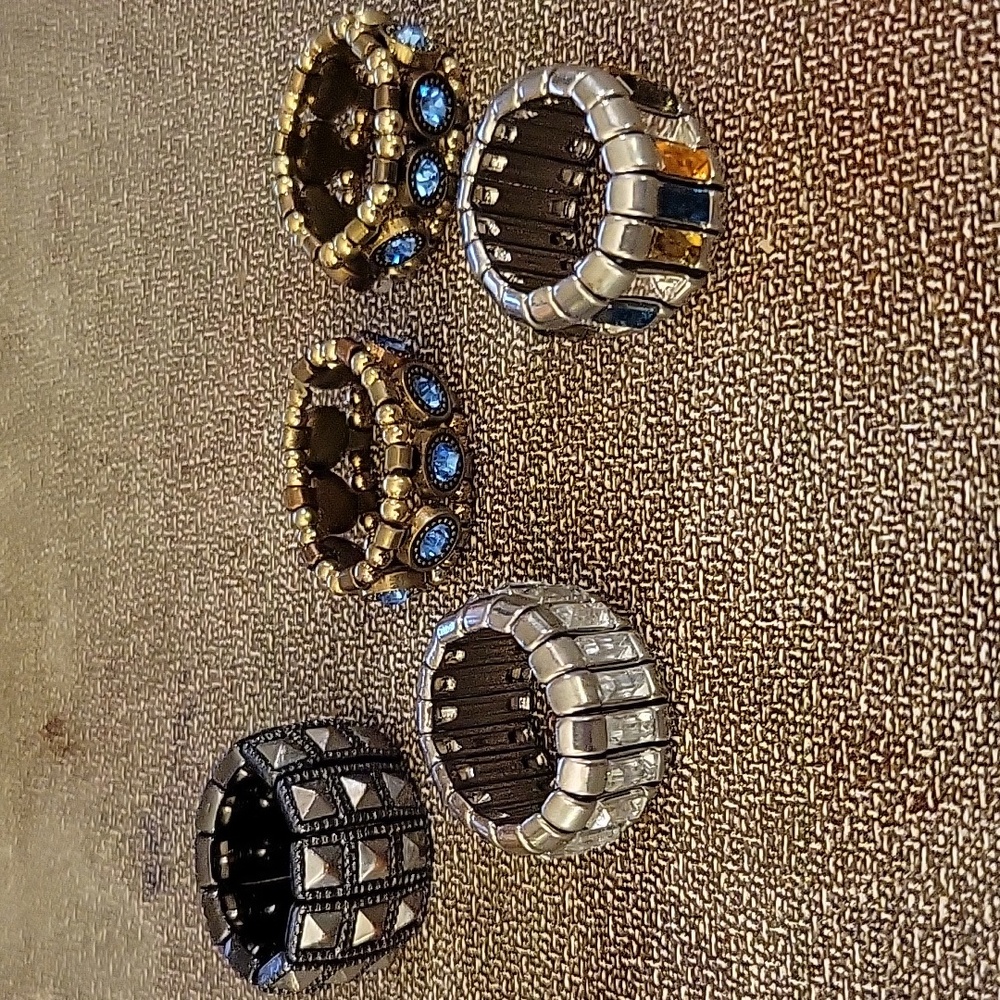 STRETCH rings